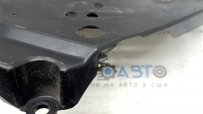 Защита бензобака правая Subaru Forester 25-26 замята, надрывы