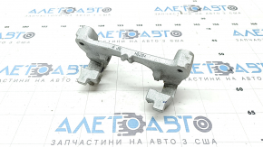 Скоба суппорта заднего левая Subaru Forester 25-26