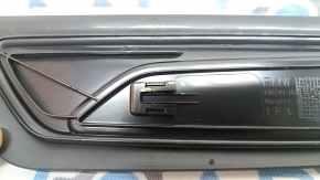 Ornamente prag exterior față dreapta pentru BMW 3 F30 12-18, negru cu crom, crăpături la elementele de fixare