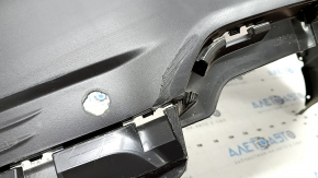 Bara spate Subaru Forester 25-26, gri, lipsă partea stângă, ciupită, ruptă, crăpături, zgârieturi