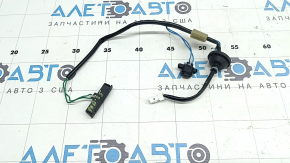 Кнопка открытия двери багажника Subaru Forester 25-26 keyless