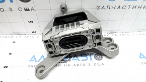 Подушка двигателя правая VW Passat b7 12-15 USA 2.5
