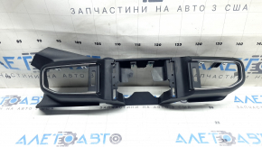 Накладка дефлектора воздуховода передней панели центральная Ford Explorer 20-24 черная с хром, тычки