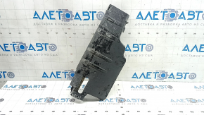 Capac arc braț de control spate stânga pentru Mercedes X247 GLB 20-26