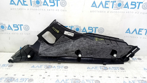 Накладка задней стойки нижняя правая Kia Forte 4d 17-18 рест черная, царапины