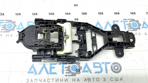 Механизм ручки двери передней правой Volvo XC60 18-26 под keyless и подсветку, сломано крепление