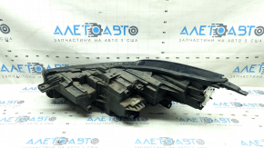 Фара передняя правая в сборе Ford Escape MK4 23-26 LED