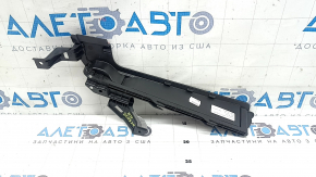 Направляющая шторки багажника правая Volvo XC60 18-26 черная