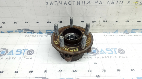 Ступица задняя правая Ford Explorer 20-25 ржавая