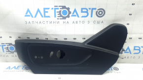 Накладка боковая водительского сидения левая Ford Escape MK4 23-26 черная, потерта