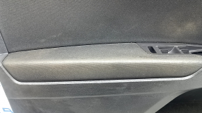 Panou ușă stânga față negru pentru VW Tiguan 18-20, cu sonerie, cotieră din material textil negru, inserție din material textil, inserție cromată neagră, cu mâner, zgârieturi, strat decojit, necesită curățare chimică