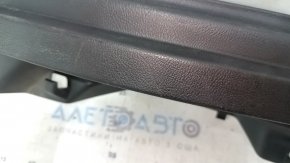 Накладка задней стойки левая Ford Focus mk3 11-18 5d черная, без заглушки, царапины
