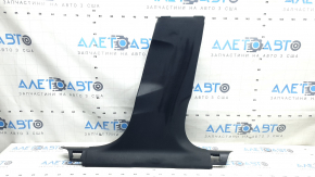 Накладка центральной стойки нижняя правая Audi A5 F5 18-25 5D черная, царапина