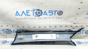 Накладка передней стойки верхняя правая Audi A5 F5 18-25 5D черная