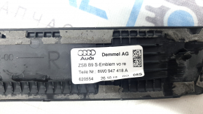 Накладка порога внешняя передняя правая Audi A5 F5 17-24 5D S-line, с подсветкой, надломана направляйка