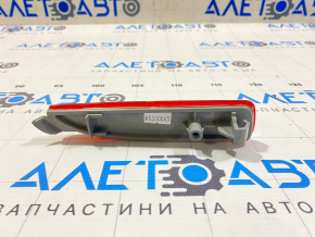 Отражатель заднего бампера правый Mazda 6 14-17
