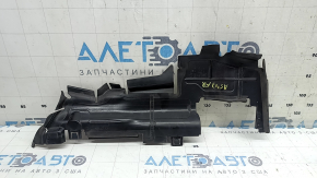 Дефлектор радиатора правый Audi A5 F5 18-19 2.0T