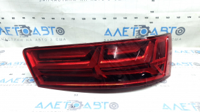 Фонарь правый Audi Q7 16-19 в клее, треснут корпус