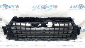 Каркас решетки радиатора grill Audi Q7 16-19 сломаны крепления