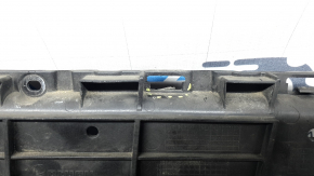 Каркас решетки радиатора grill Audi Q7 16-19 сломаны крепления