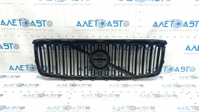 Решетка радиатора grill со значком Volvo XC90 16-19 черная, обрамление хром, без камеры, тычки