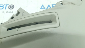 Накладка задней стойки левая задняя нижняя Volvo XC90 16-26 под ремень, серая, 2 части, царапины