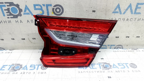 Фонарь внутренний крышка багажника правый Honda Accord 18-20 hybrid, царапины