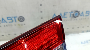 Фонарь внутренний крышка багажника правый Honda Accord 18-20 hybrid, царапины