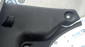 Накладка проема багажника Toyota Camry v70 18-24 черная, царапины, потерта, трещины, замята