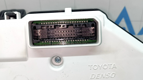 Щиток приборов Toyota Camry v70 18-18 hybrid XLE под проекцию, 107к