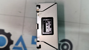 Hub USB Toyota Camry v70 21-24