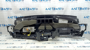 Торпедо передняя панель с AIRBAG Toyota Camry v70 18-18 черная под проекцию, без накладки проекции, потерта