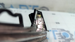 Повторитель поворота правого зеркала Audi A5 F5 18-25 скол