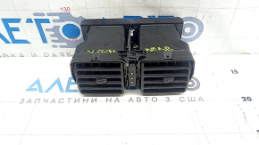 Дефлектор воздуховода центральной консоли Toyota Camry v70 18-24 черный