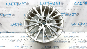 Jantă argintie R18 Toyota Camry V70 18-20, bordură