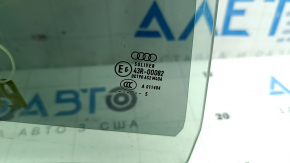 Стекло двери задней правой Audi A6 C7 12-18 царапины