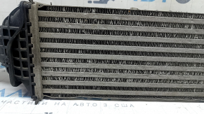 Интеркулер Audi A4 B9 17-20 2.0T замят, примяты соты