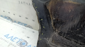 Защита двигателя Audi A4 B9 17-19 потерт, отломан уголочек, примят