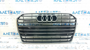 Решетка радиатора в сборе Audi A6 C7 16-18 рест, с эмблемой "quattro", черный глянец+хром, под парктроники, полез хром, незаводские отверстия, тычки