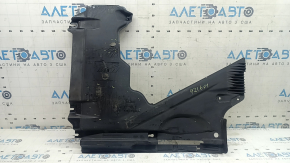 Защита днища задняя правая Audi A4 B9 17-20 пробито отверстие