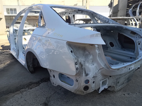 Четверть крыло задняя левая Audi A4 B9 17-19 на кузове, белая, крашенная 0.2-0.25