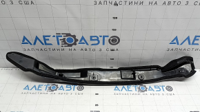 Уплотнитель крыла дверь-крыло левый Toyota Rav4 19-24