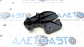 Кронштейн салонной ручки открывания капота Audi A6 C7 12-18