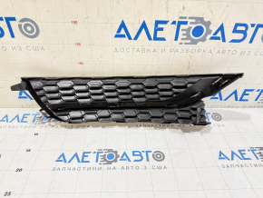 Решетка переднего бампера левая VW Passat b7 12-15 USA без птф, без молдинга