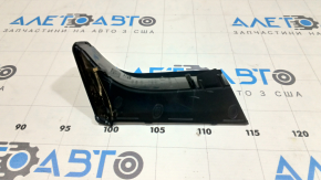 Накладка фонаря внешнего правая Audi A6 C7 16-18 рест