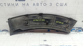 Накладка арки крыла задняя правая Kia Niro 17-19 HEV, PHEV на бампере, структура, царапины, сломано крепление