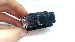 Кнопка закрытия двери багажника BMW X3 F25 11-17 с блокировкой