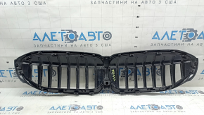 Решетка радиатора grill BMW 3 G20 20-22 черный глянец, под камеру, M340i, MPA, скол