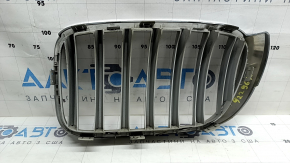 Решетка радиатора grill правая BMW X3 F25 15-17 ноздря, хром, треснута