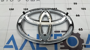 Эмблема решетки радиатора grill Toyota Sequoia 08-16